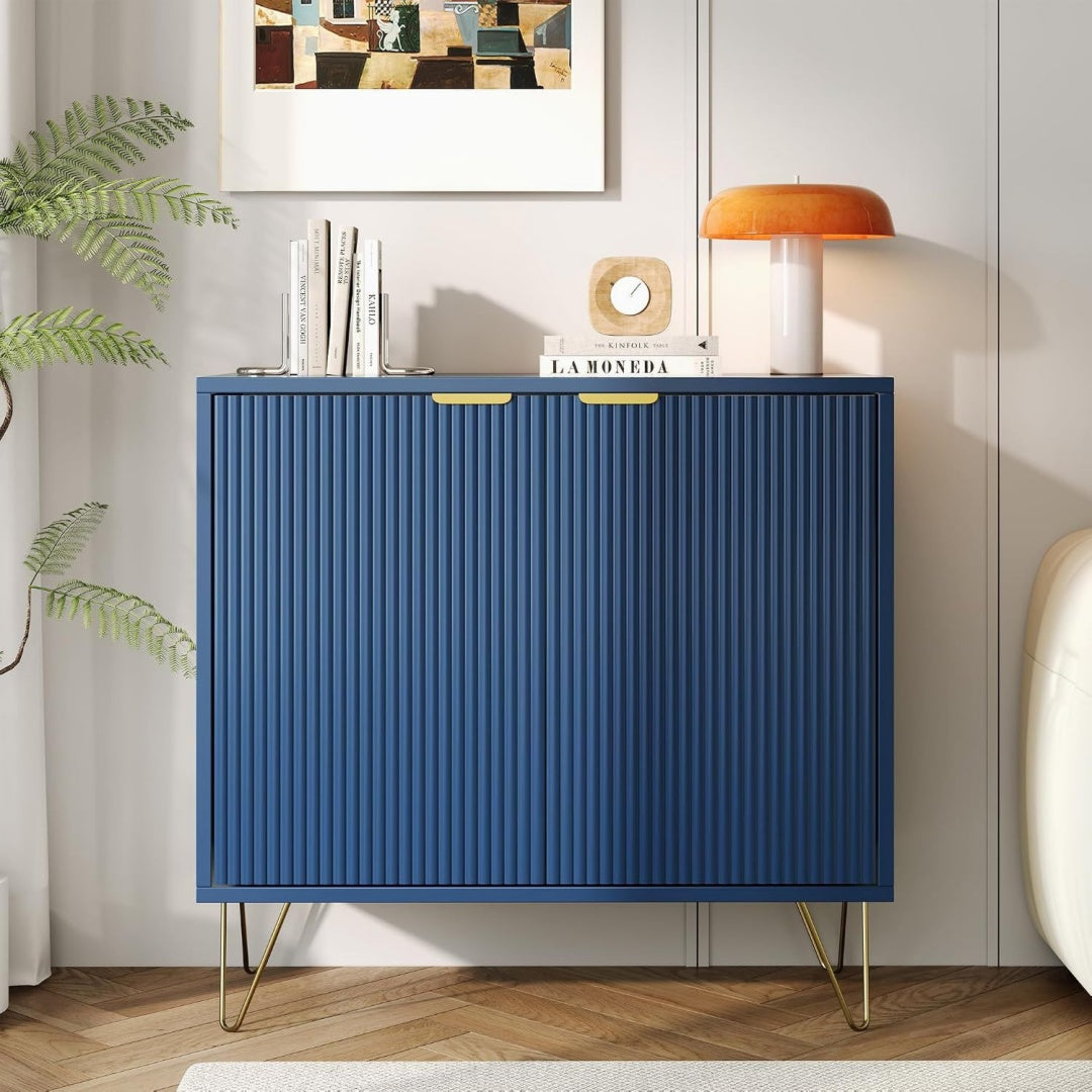 Comodino con cassetti blu